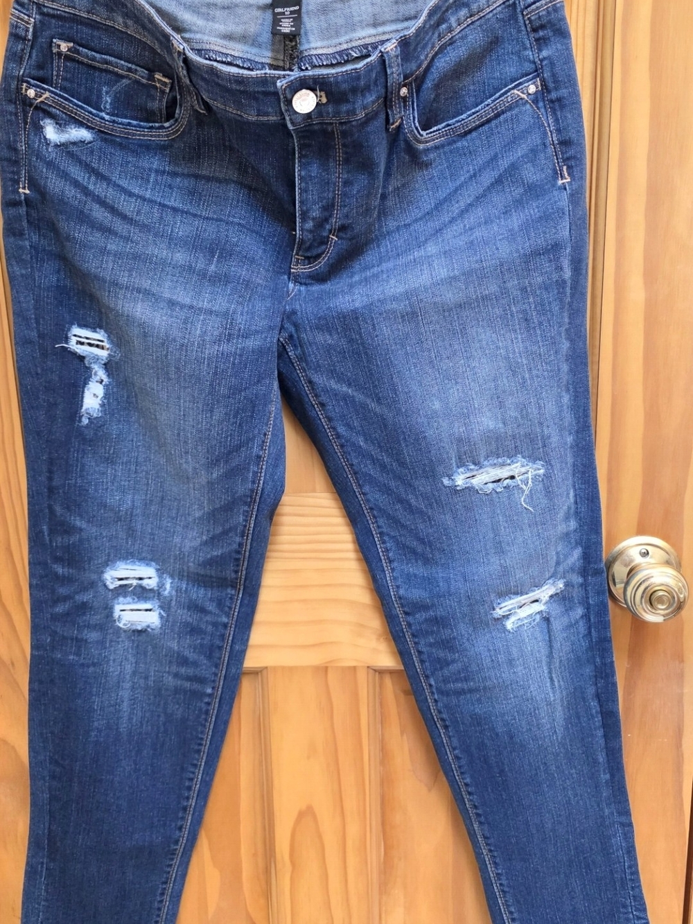 White House Black Market Women's Dark Blue Distressed Skinny Jeans